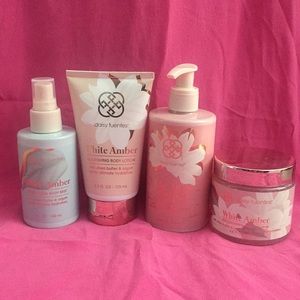 Daisy Fuentes Body Care Set